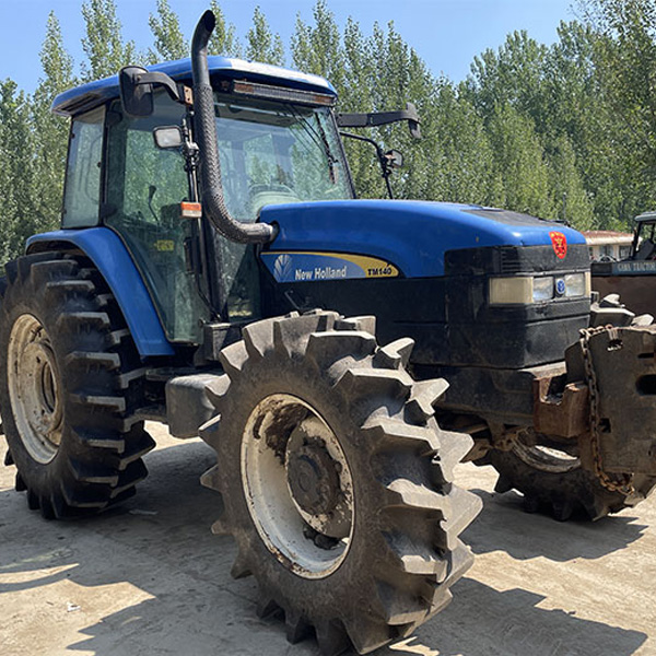 NEW HOLLAND TM140