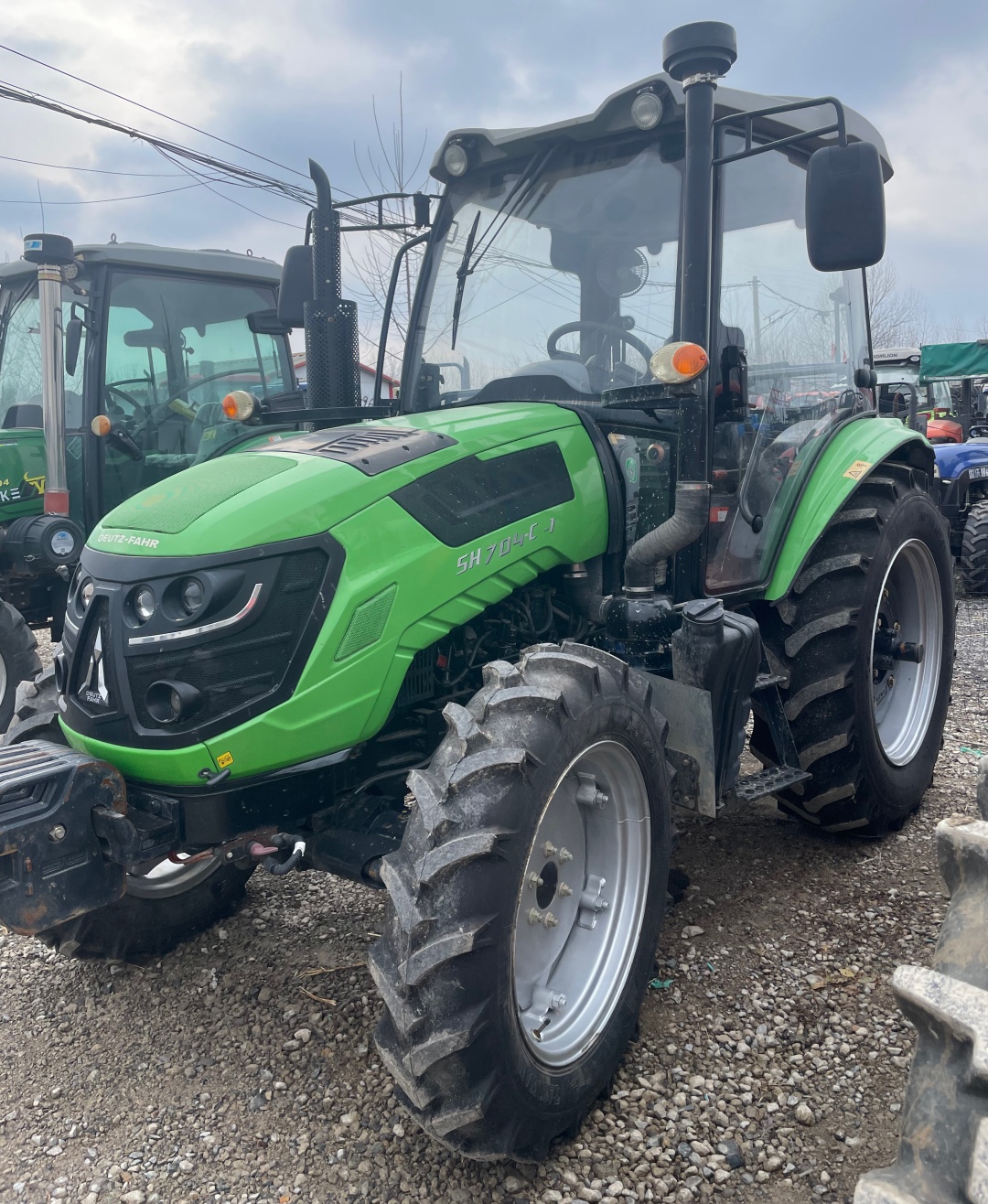 70HP DEUTZ-FAHR SH704-C-1 used tractor for sale